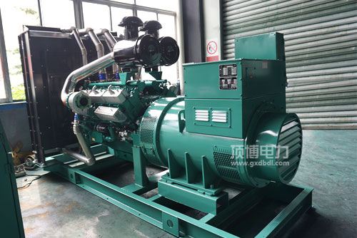 機油過多有哪幾種損害，應(yīng)加多少柴油發(fā)電機機油適宜？