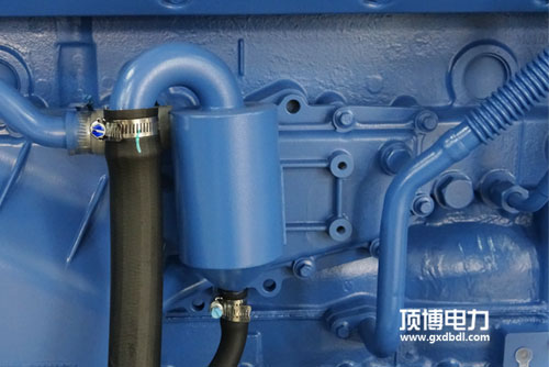 為度過(guò)電力緊張的時(shí)期，企業(yè)選擇柴油發(fā)電機(jī)作為常用電源或備用電源