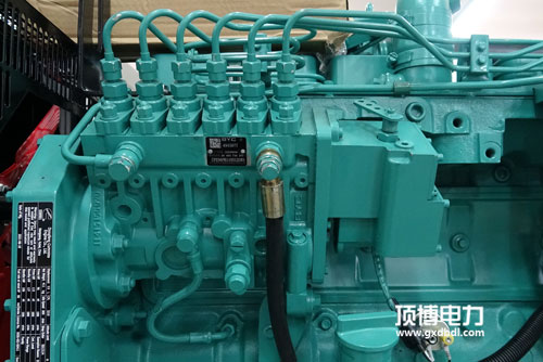 一臺(tái)400kW柴油發(fā)電機(jī)組在正常工作中，油底殼內(nèi)進(jìn)水竟然是這個(gè)原因！